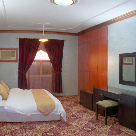 Al Farhan Hotel Suites Al Aqiq Riad Exterior foto