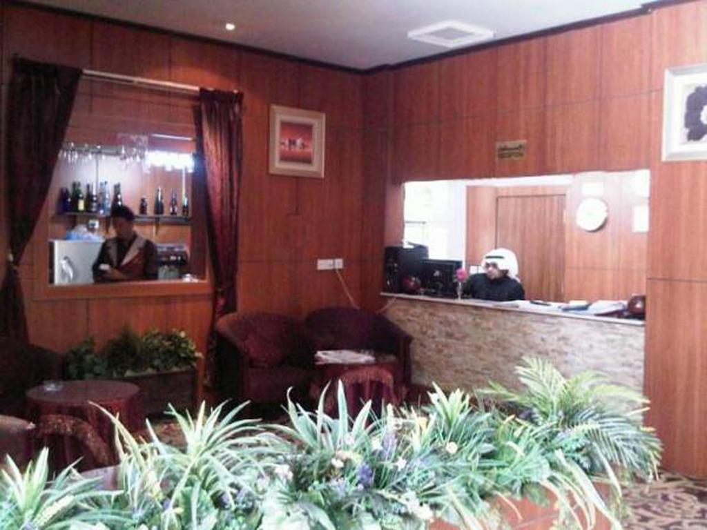 Al Farhan Hotel Suites Al Aqiq Riad Exterior foto