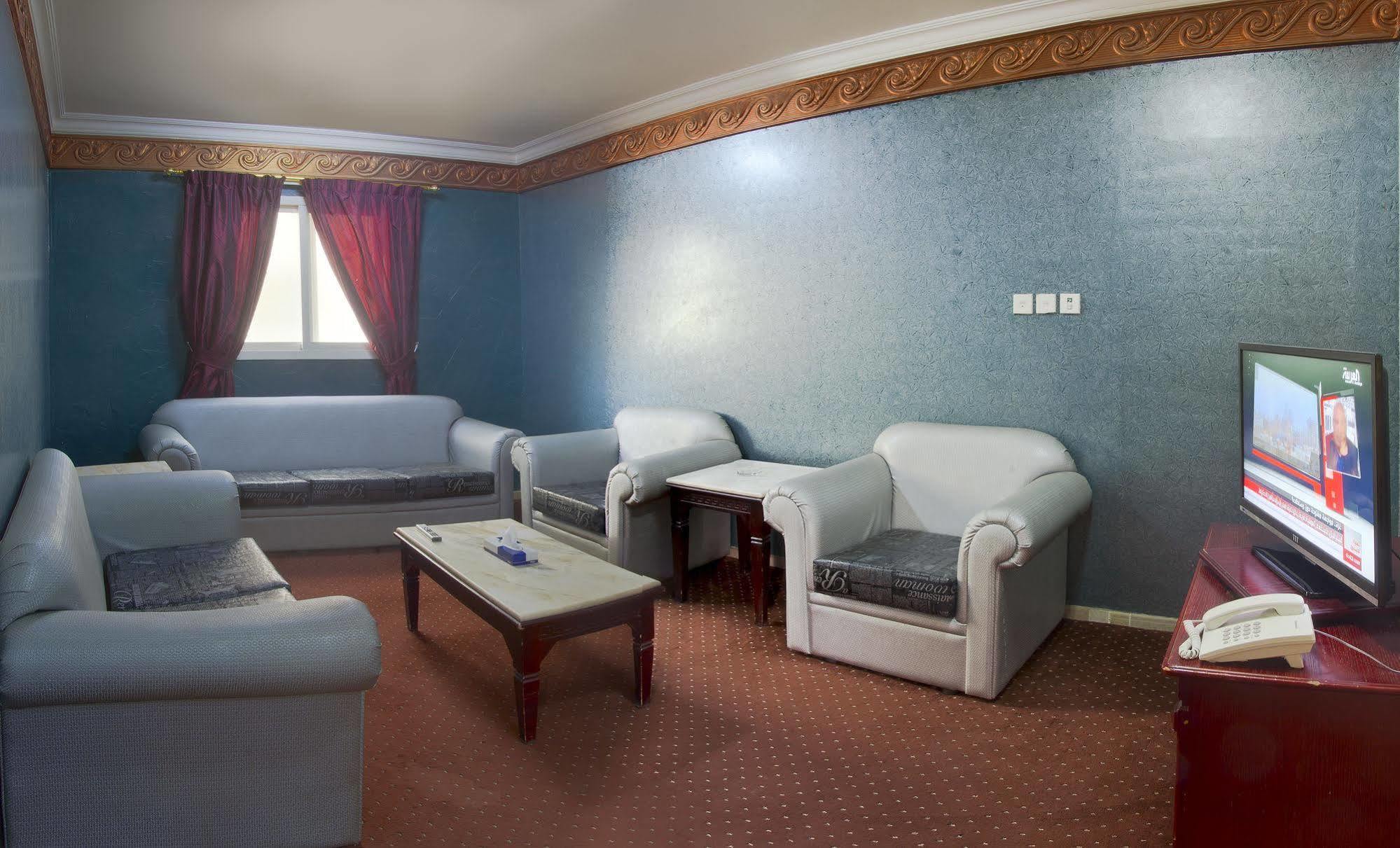 Al Farhan Hotel Suites Al Aqiq Riad Exterior foto
