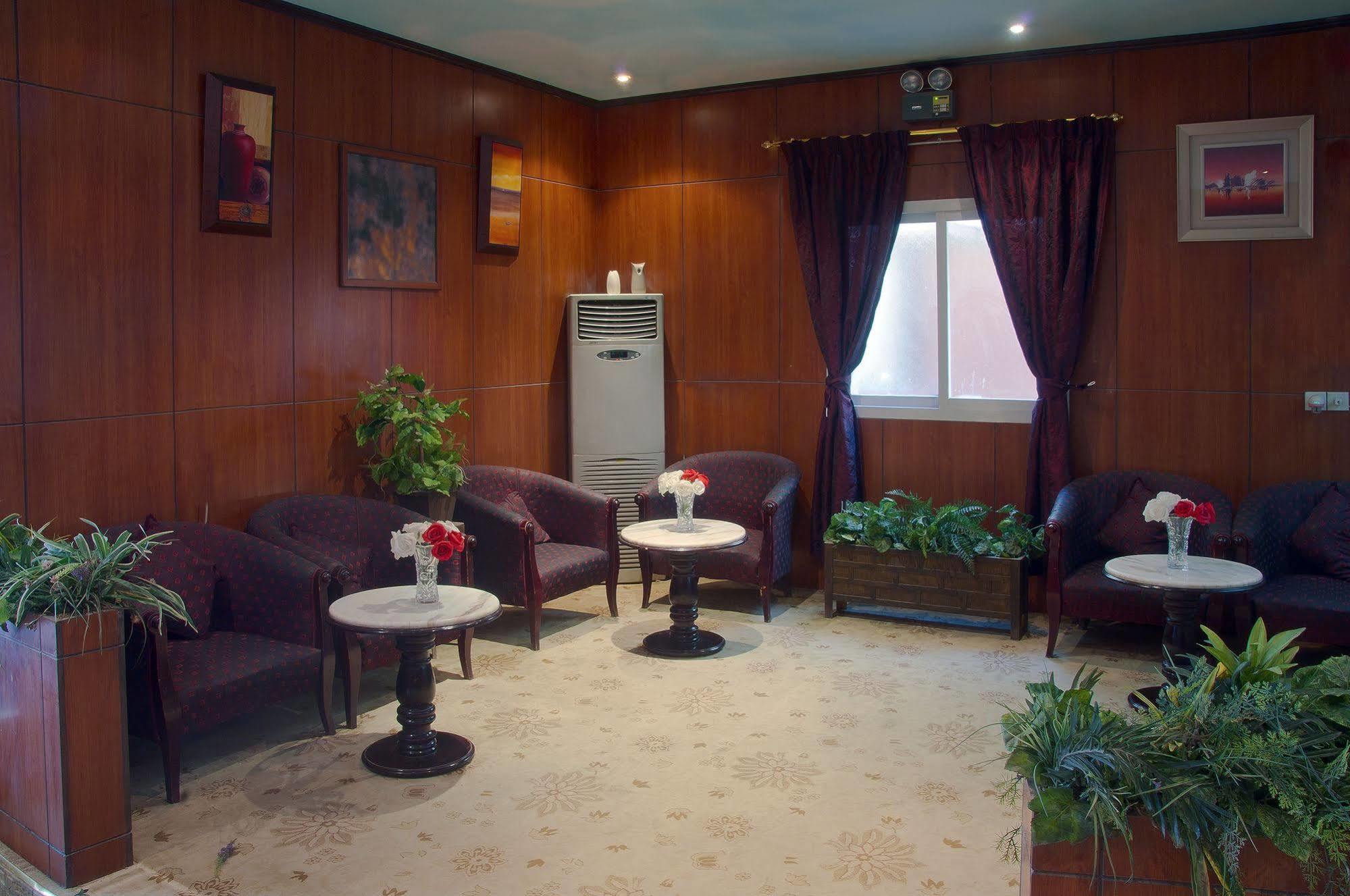 Al Farhan Hotel Suites Al Aqiq Riad Exterior foto